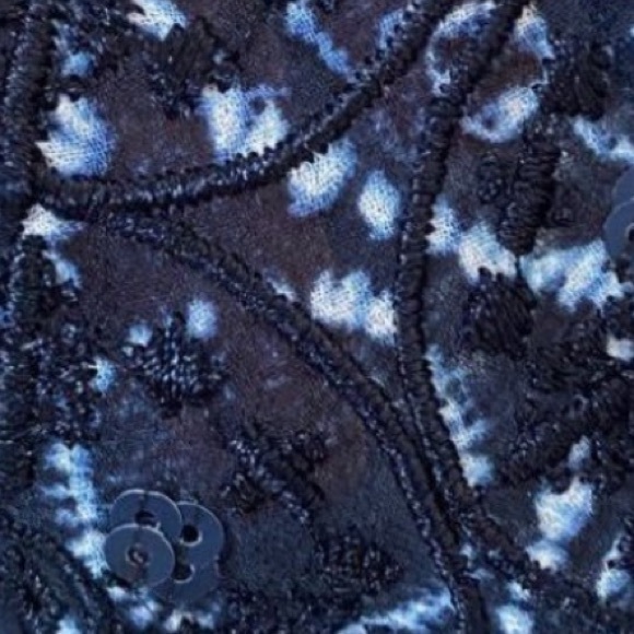 MICHAEL Michael Kors Print V-Neck Sheer Tunic with Beading Detail - Picture 2 of 12